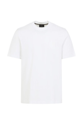 white-t-shirt-and-polo-collection-aw25