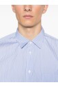 chemise-rayee-bleue-en-coton