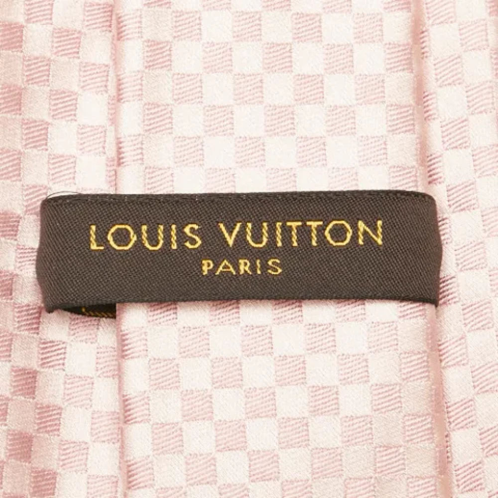 Louis Vuitton Vintage Pre-owned Silk home-office Pink Heren