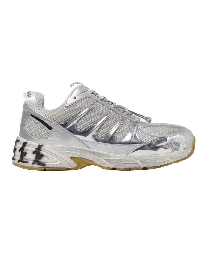 witte-sneakers-veters-rubberen-zool