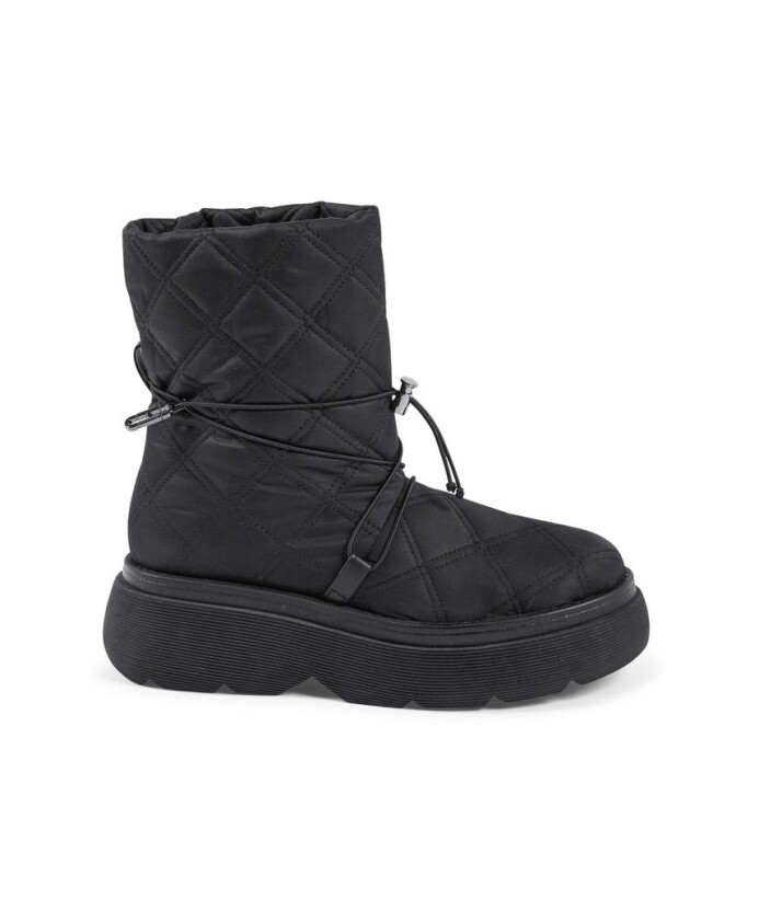 zwarte-nylon-snowboot-met-rubberen-zolen