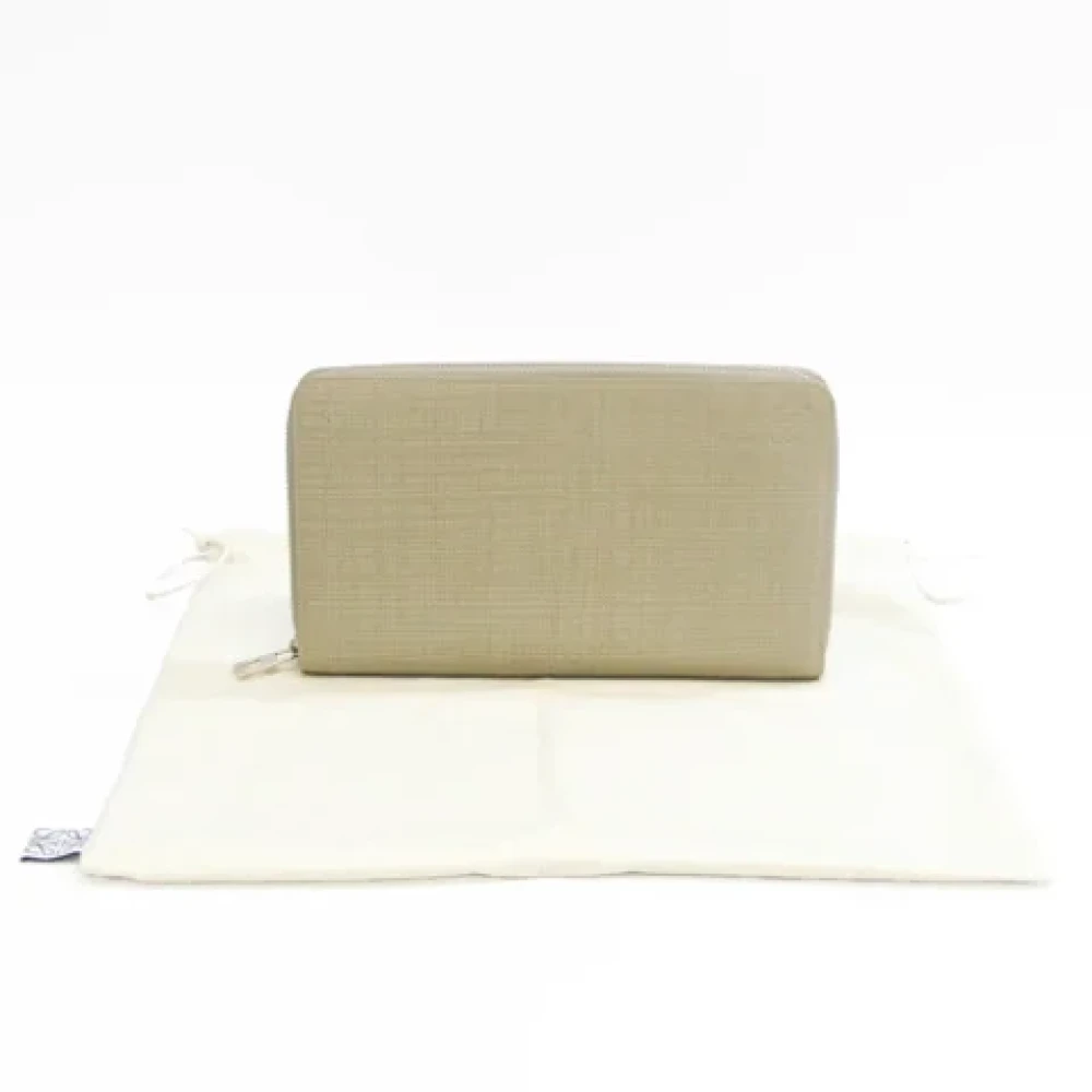 Loewe Pre-owned Leather wallets Gray Dames