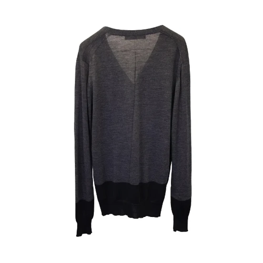 Givenchy Pre-owned Wool tops Gray Heren