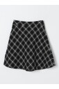 jupe-mini-a-line-noire
