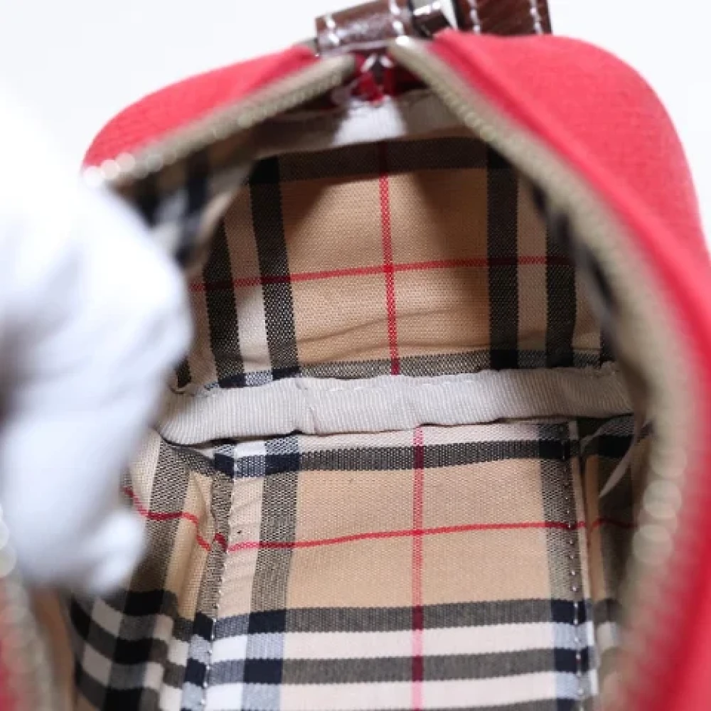 Burberry Vintage Pre-owned Canvas shoulder-bags Red Dames