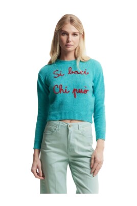 pull-vert-avec-broderie-en-point-de-chainette