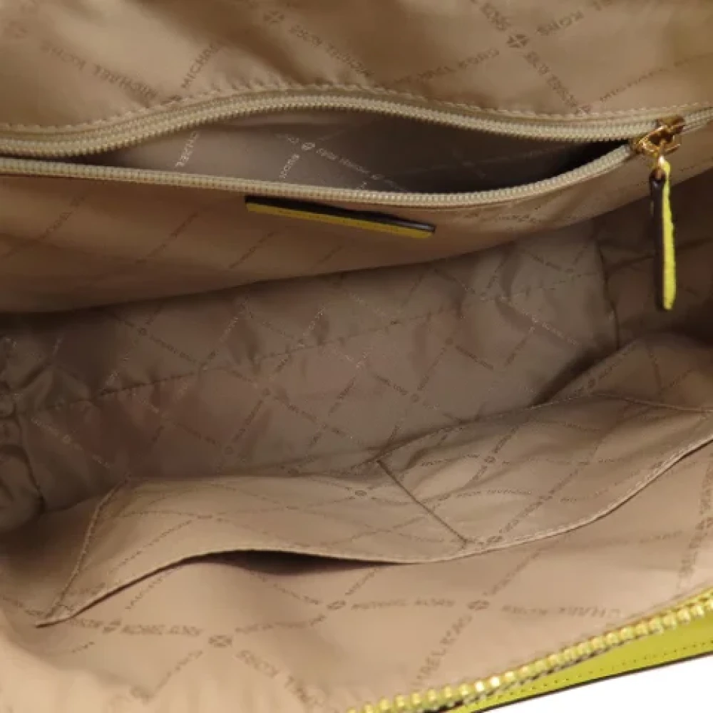 Michael Kors Pre-owned Leather totes Yellow Dames