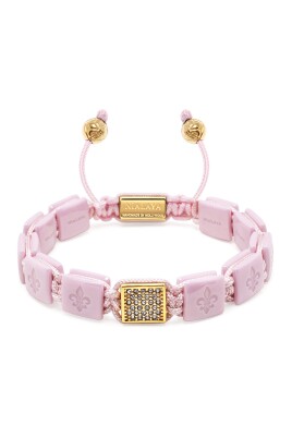 mjukt-rosa-keramiskt-plattarmband-med-guld-cz