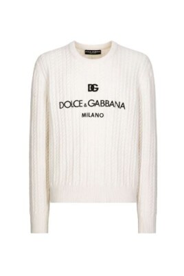 crew-neck-embroidered-logo-sweater