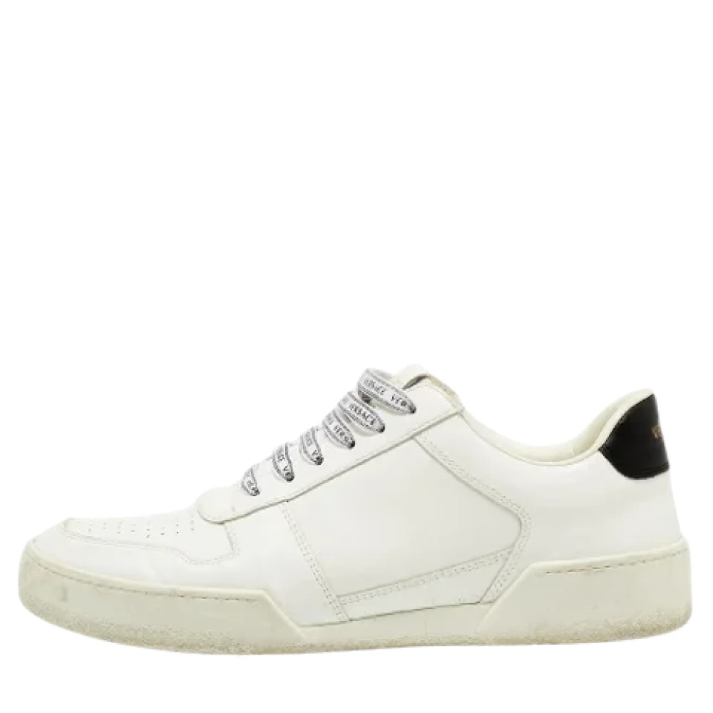 Versace Pre-owned Leather sneakers Wit Dames