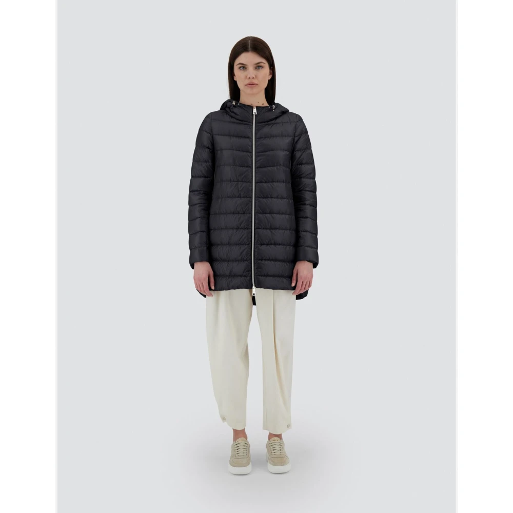 Herno Nylon Ultralight A-Shape Resort Jas Black Dames