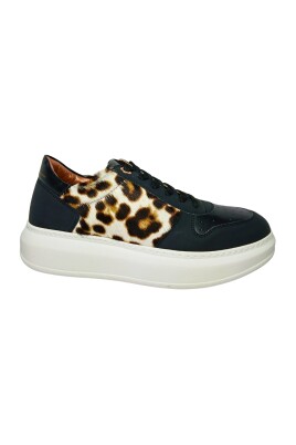 pelle-sneaker