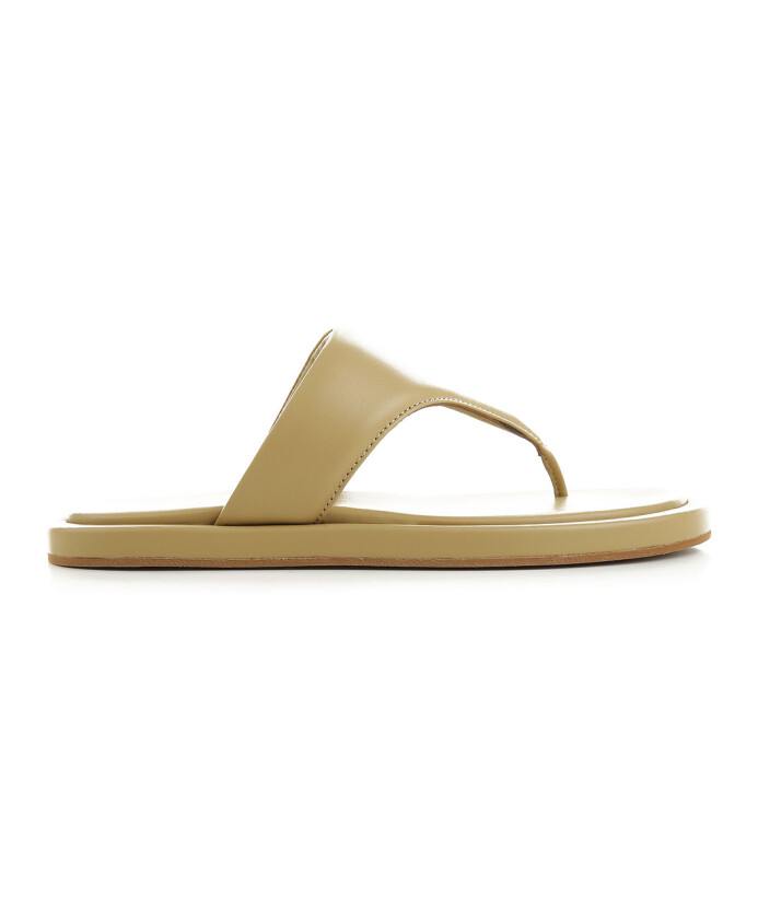 stijlvolle-zomer-slippers