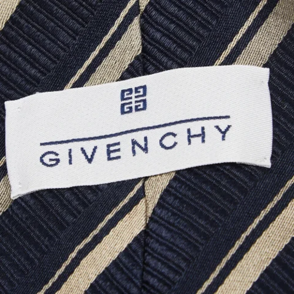 Givenchy Pre-owned Silk home-office Blue Heren