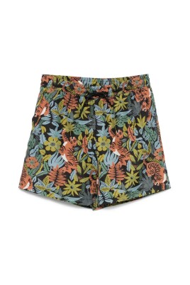 stylish-bobby-short-jeans