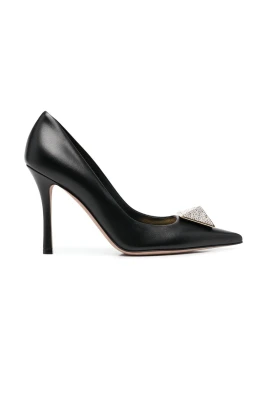One Stud Pumps