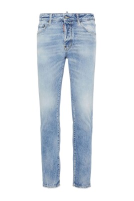 effet-whiskering-bleu-classique-cinq-poches-jeans
