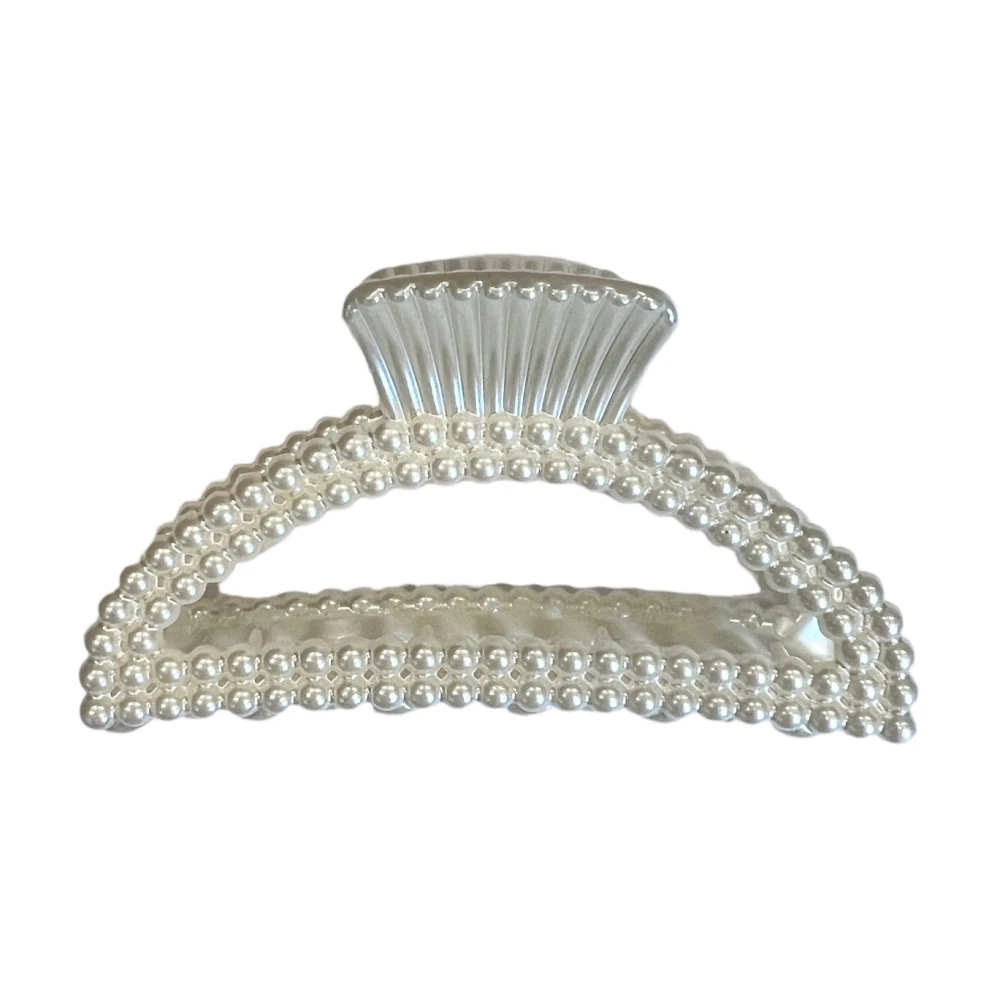 Elegant Pearl Hair Claw