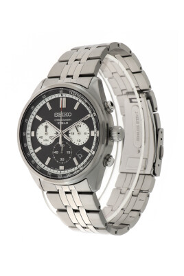 sport-quartz-chronograph-watch