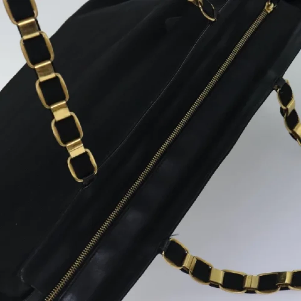 Salvatore Ferragamo Pre-owned Canvas shoulder-bags Black Dames