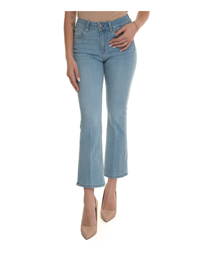 high-waisted-trumpet-bottom-jeans