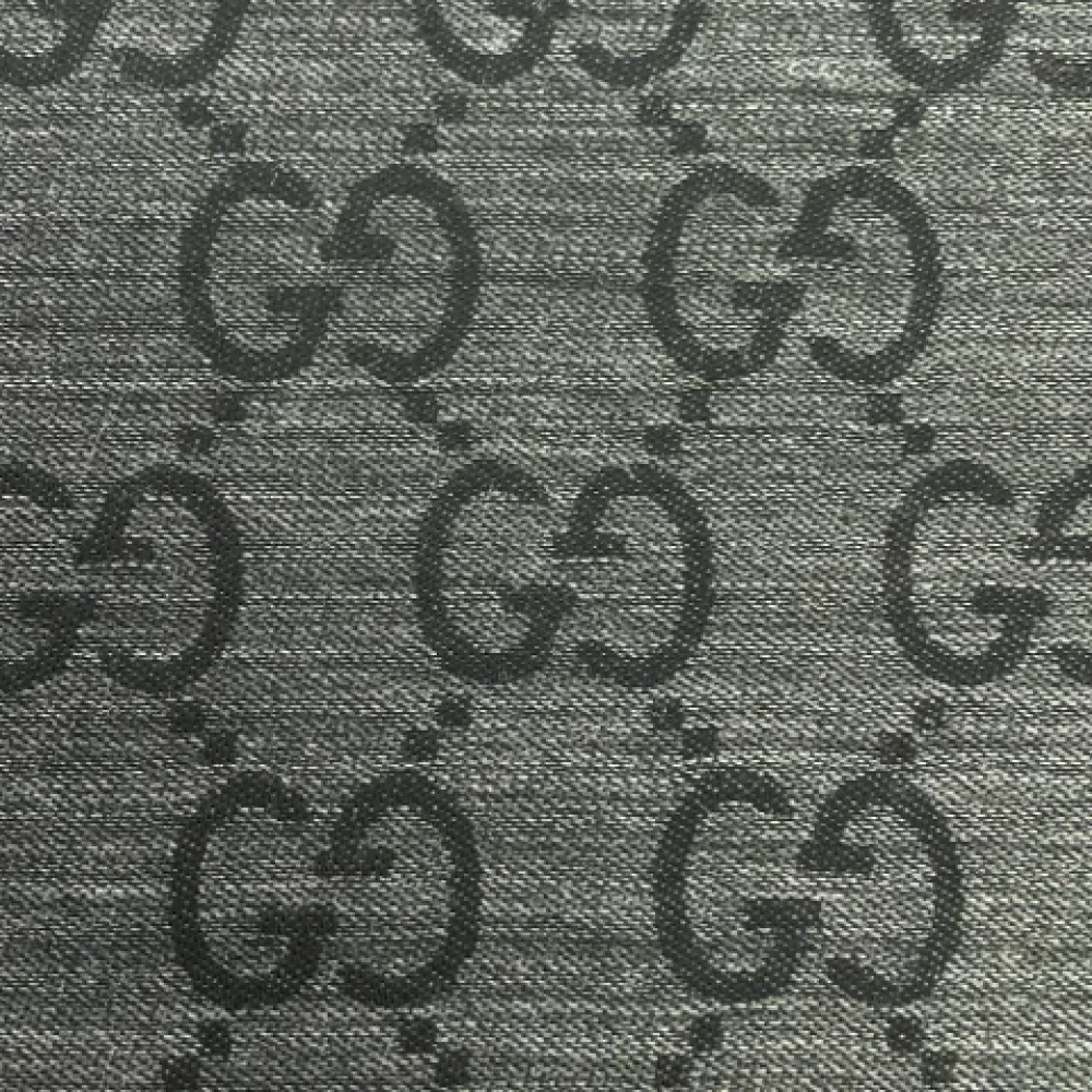 Gucci Vintage Pre-owned Wool scarves Gray Dames