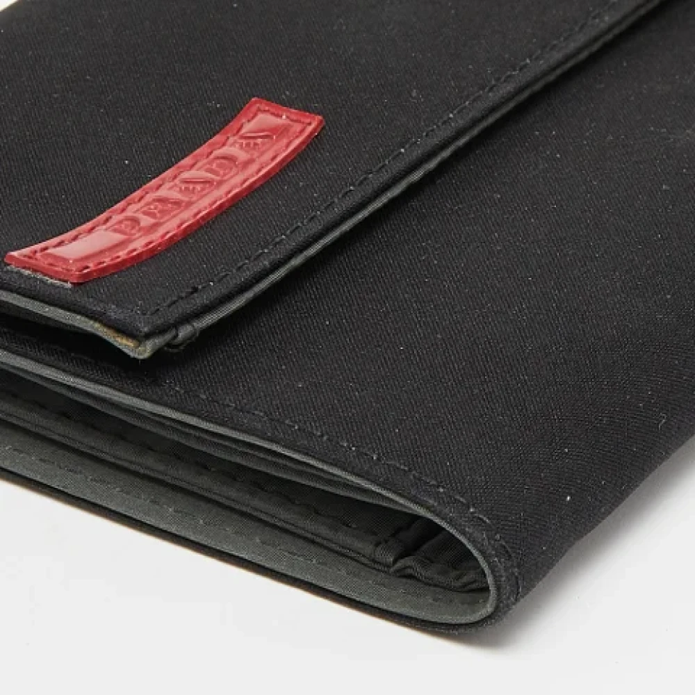 Prada Vintage Pre-owned Nylon wallets Black Heren