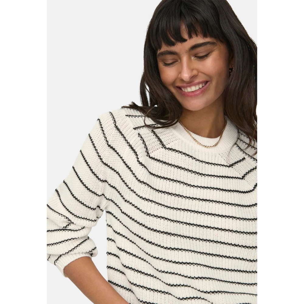 Only Stijlvolle Breigoed Collectie Beige Dames