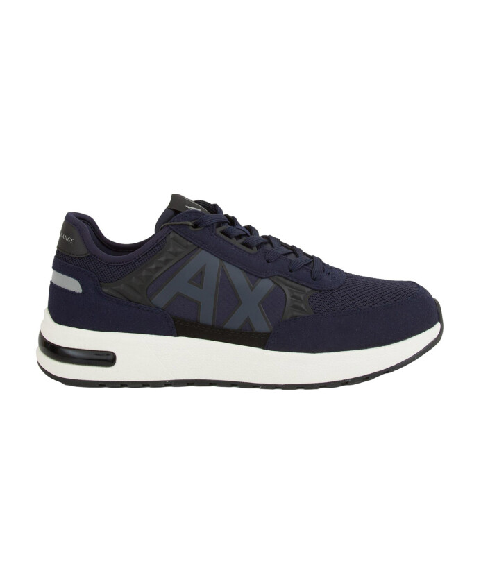 sneakers-bleues-pour-un-look-style