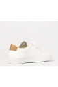witte-leren-retro-sneakers-met-contrast-hiel