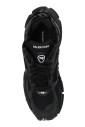 runner-sneakers