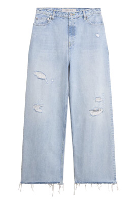destroyed-bleached-denim-boyfriend-jeans
