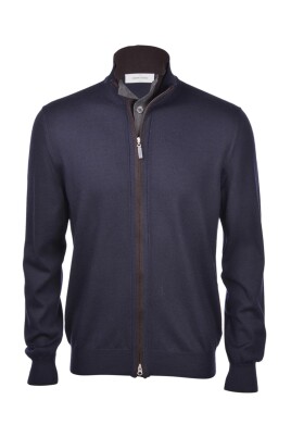 zip-sweater
