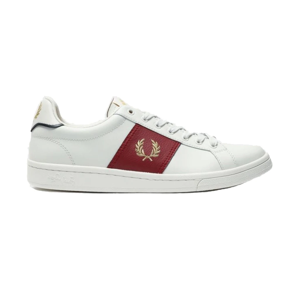 Fred Perry Leren Sneakers met Zijpanelen van Porselein Heren Schoenen Wit