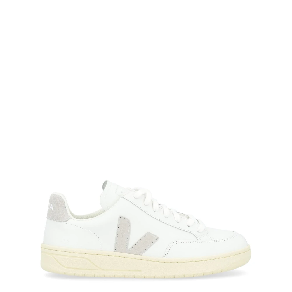 Veja - Shoes > Sneakers - White - Veja - Modalova