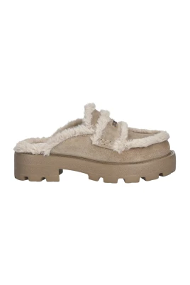 Yaneta Slide