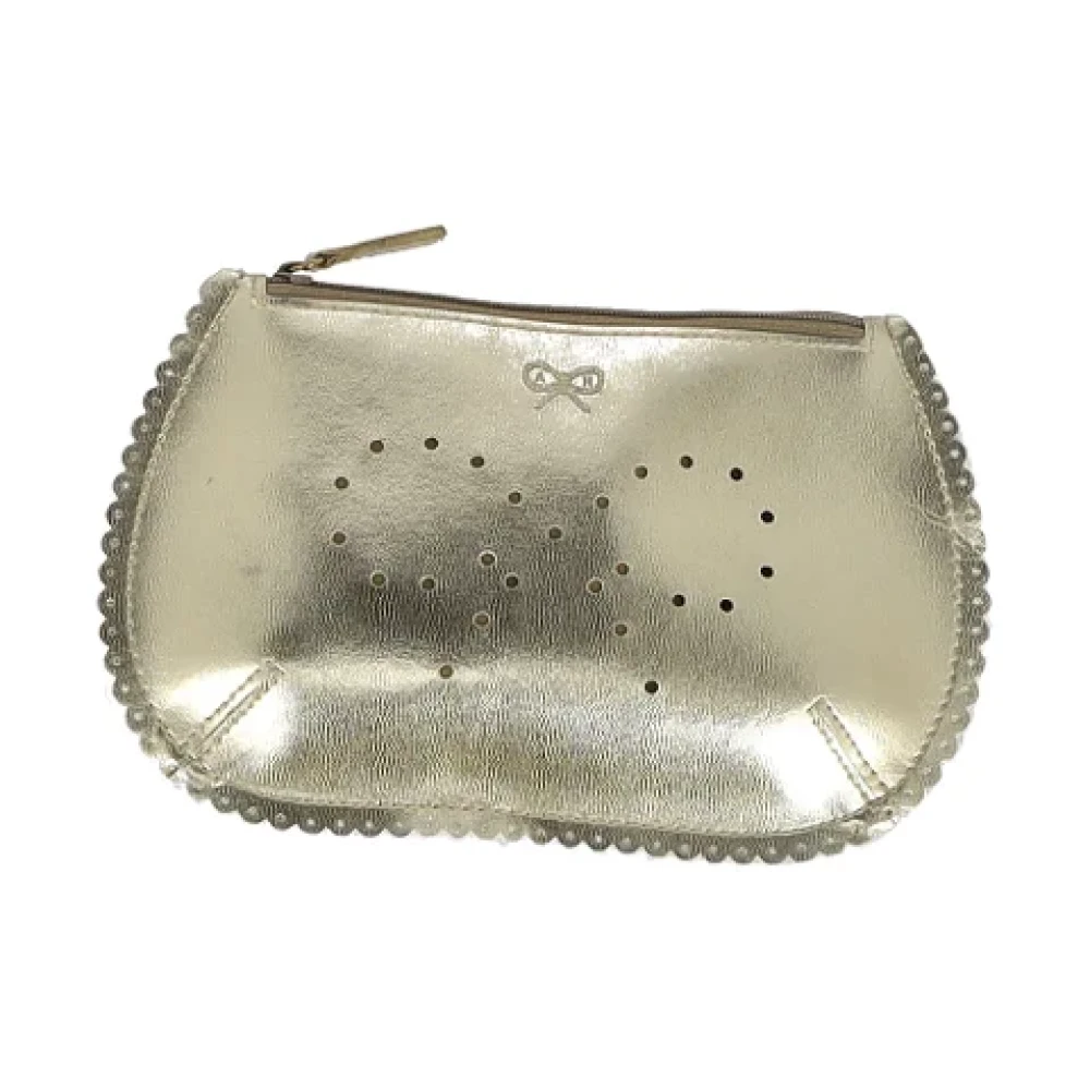Anya Hindmarch Pre-owned Leather clutches Yellow Dames
