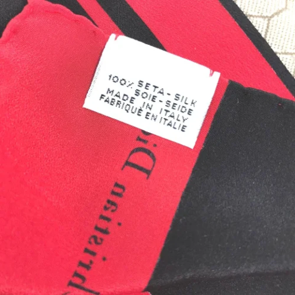 Dior Vintage Pre-owned Silk scarves Beige Dames
