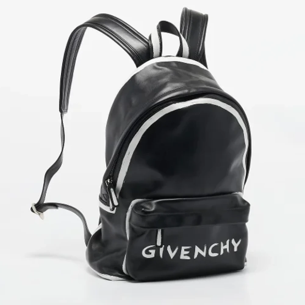 Givenchy Pre-owned Leather backpacks Black Dames