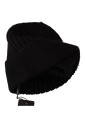bonnet-d-hiver-en-laine-noire