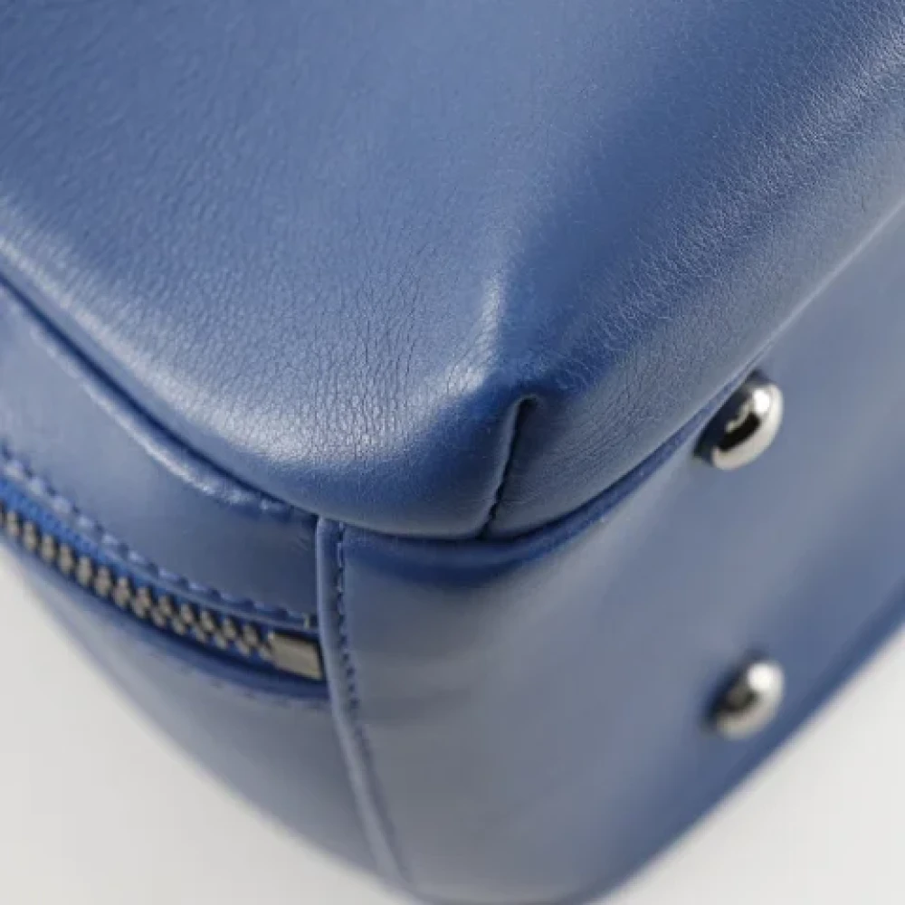 Chanel Vintage Pre-owned Leather handbags Blue Dames