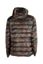 veste-courte-imprimee-camouflage