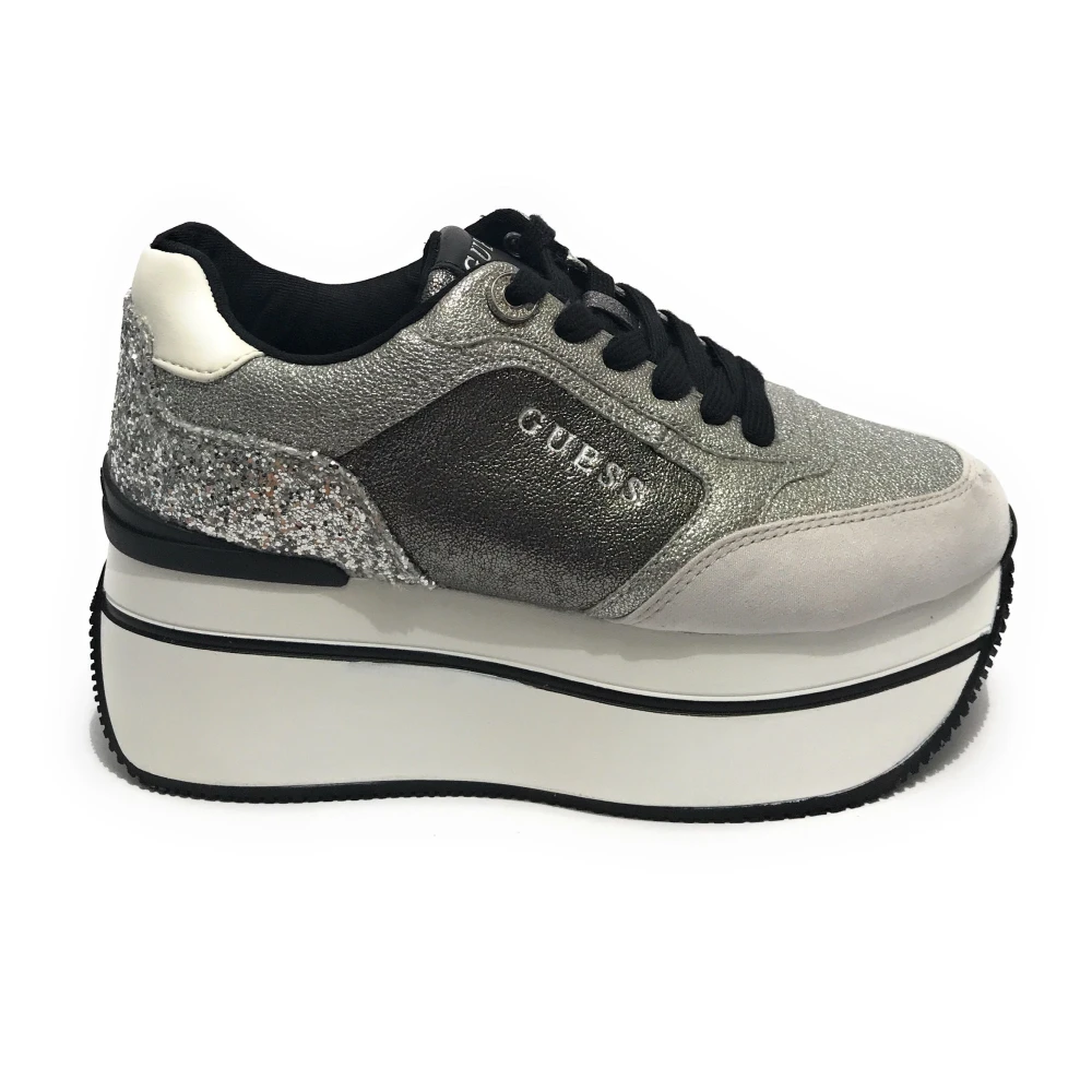 Guess Zilveren Leren Damesschoenen met Versieringen Gray Dames