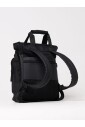 sac-a-dos-minimaliste-avec-poches