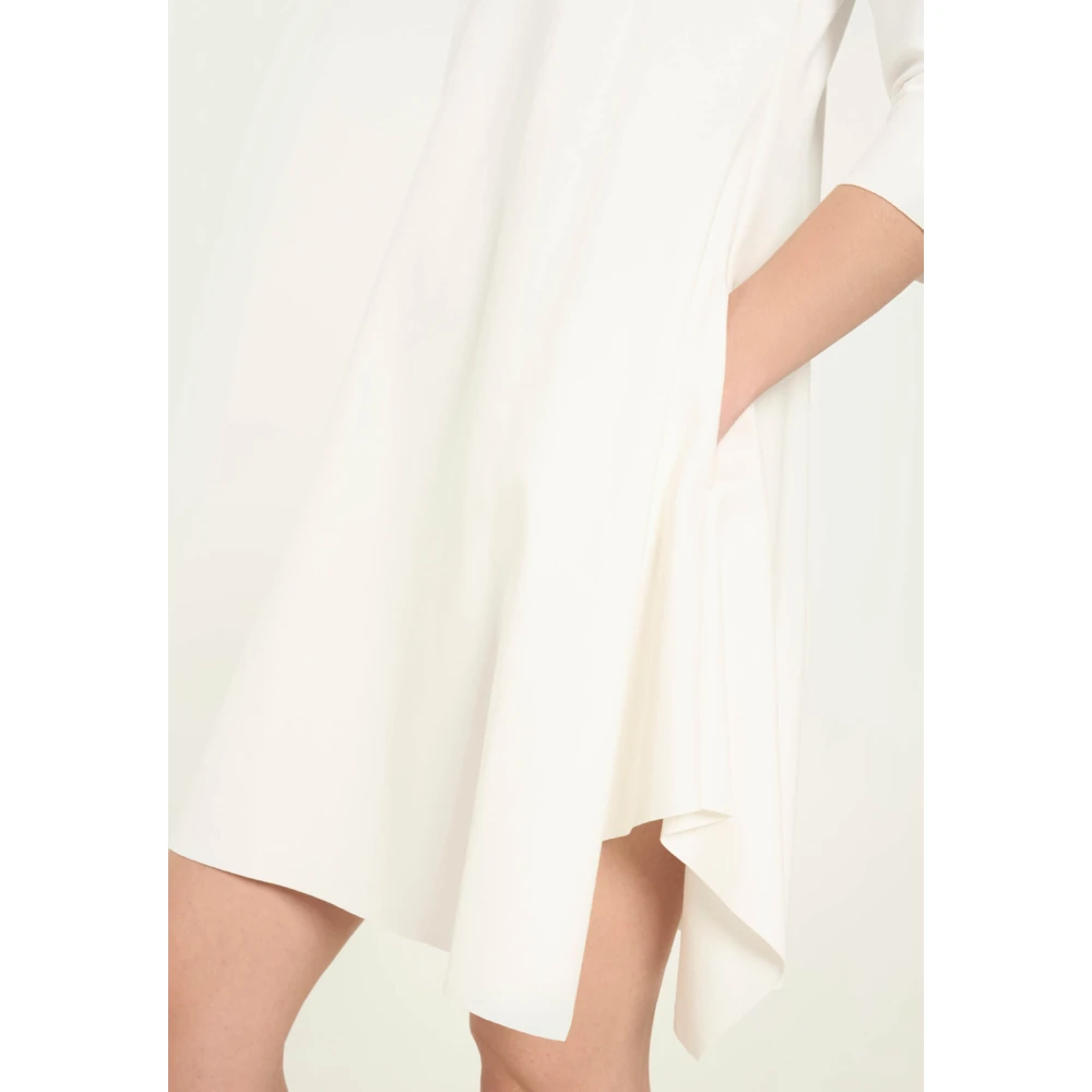 Vicario Cinque Elegant Flared Dress with Donut Collar White Dames