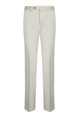 carrot-fit-trousers-in-gravel-green