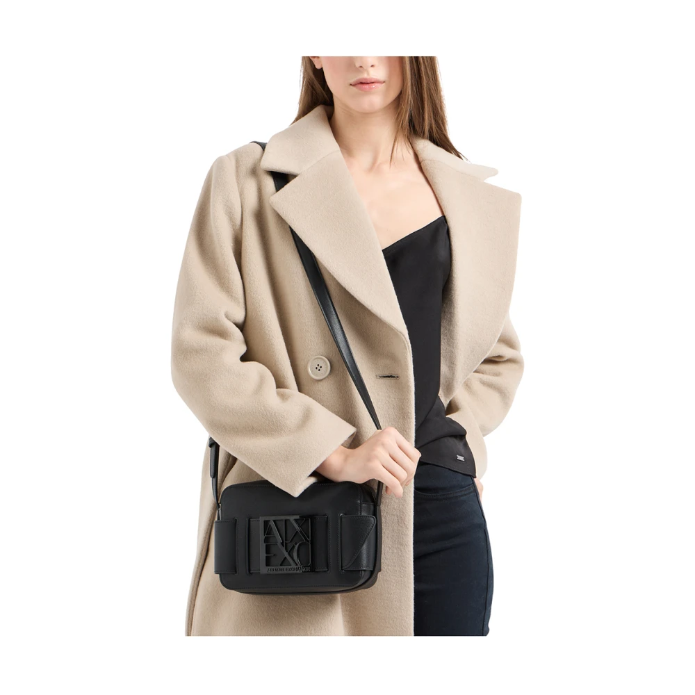 Armani Exchange Zwarte handtas met gouden details Black Dames