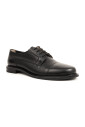 chaussures-noires-a-lacets