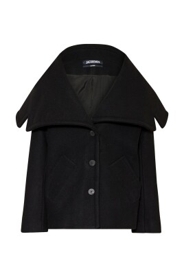 veste-en-laine-noire-avec-col-drape
