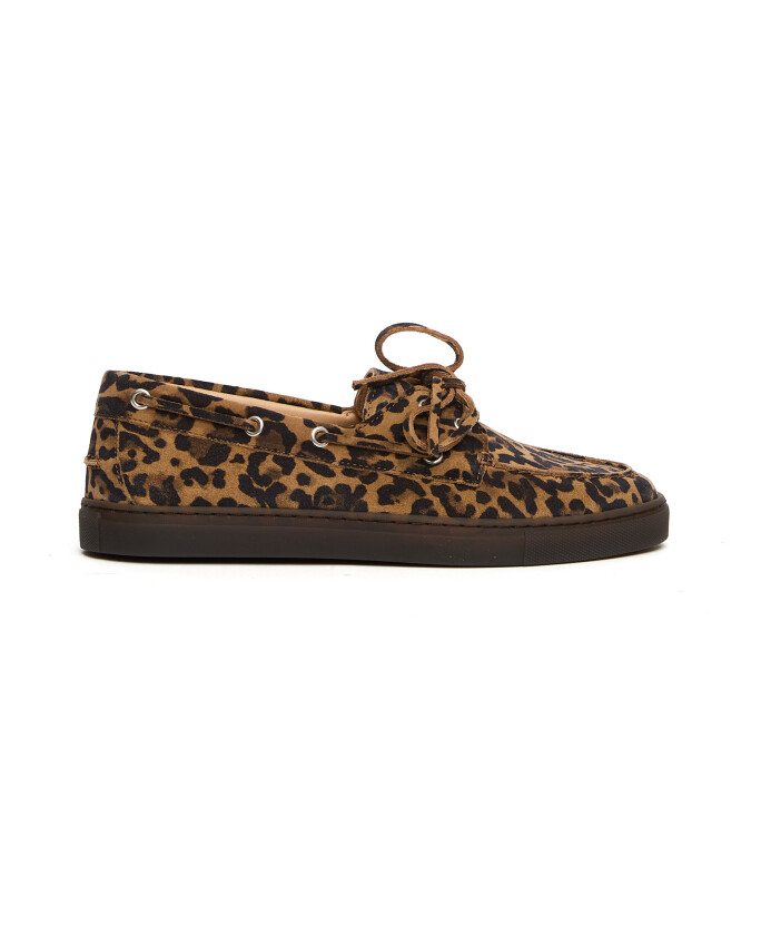 mocassin-bateau-en-daim-imprime-leopard